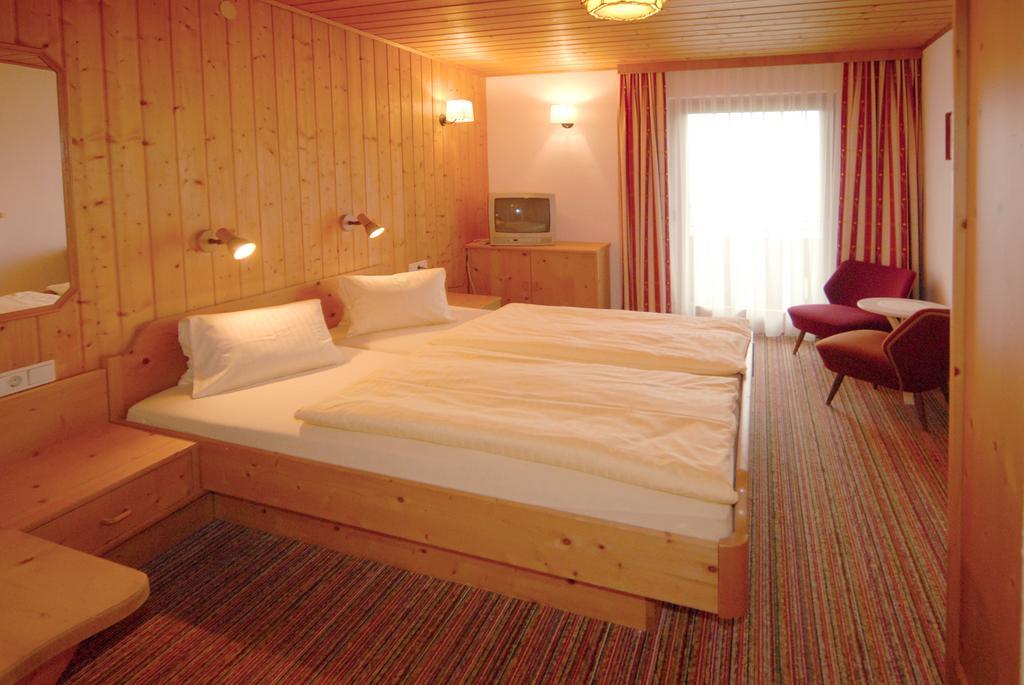 Landhotel Kielhuberhof Ramsau am Dachstein Zimmer foto